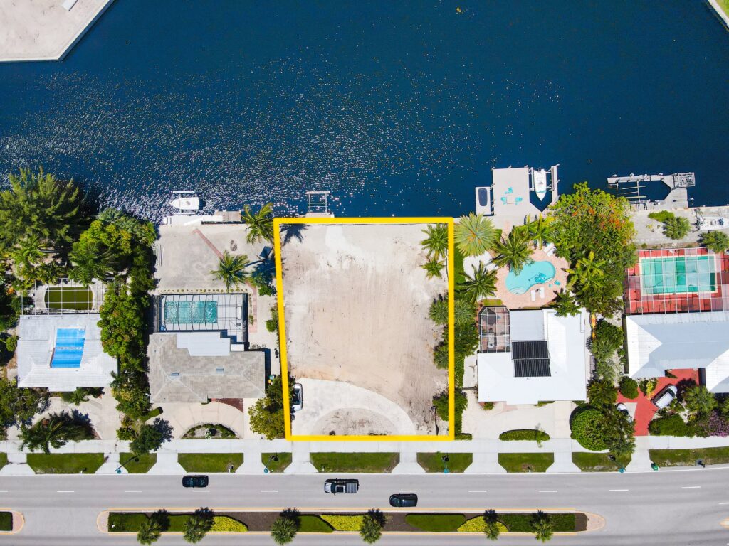 Zillow 3D Showcase vs. Matterport for Naples Listings in 2026 4 Property media for Zillow 3D Showcase and Matterport in Naples, FL — TrueVision Photography